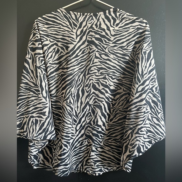 vintage Zebra Cold Shoulder Bubble Blouse from Chado -Medium - Picture 2 of 6